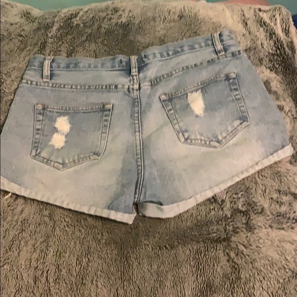 Jean Shorts - Picture 2 of 3